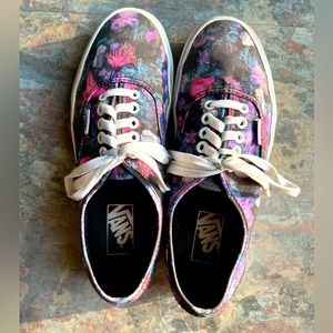 VANS Women’s Old Skool: 8.5 Purple Floral Sneakers